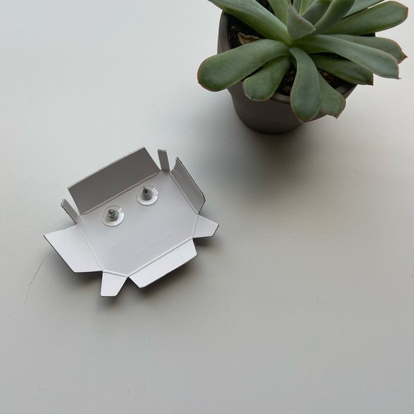 Cubic Zirconia Earrings - Picture 3 of 3